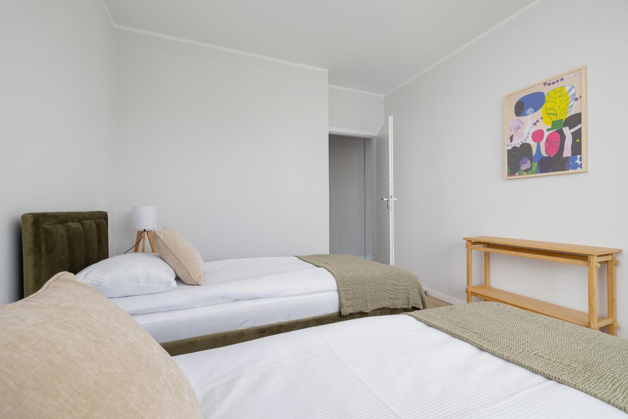 Stylowy Apartament Z Dwiema Sypialniami Balkonem I Parkingiem By Noclegi Renters Katowice Exterior foto