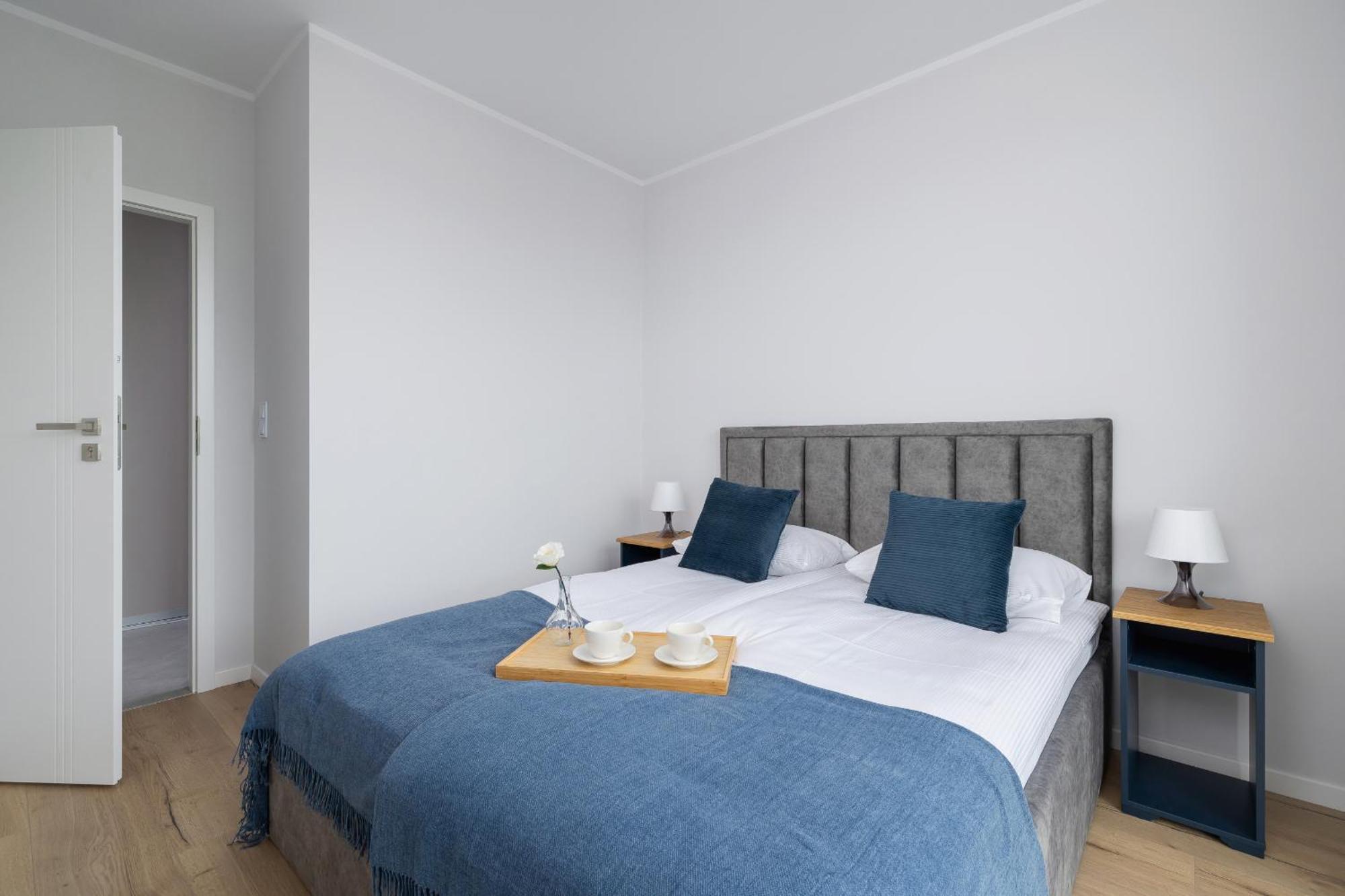 Stylowy Apartament Z Dwiema Sypialniami Balkonem I Parkingiem By Noclegi Renters Katowice Exterior foto